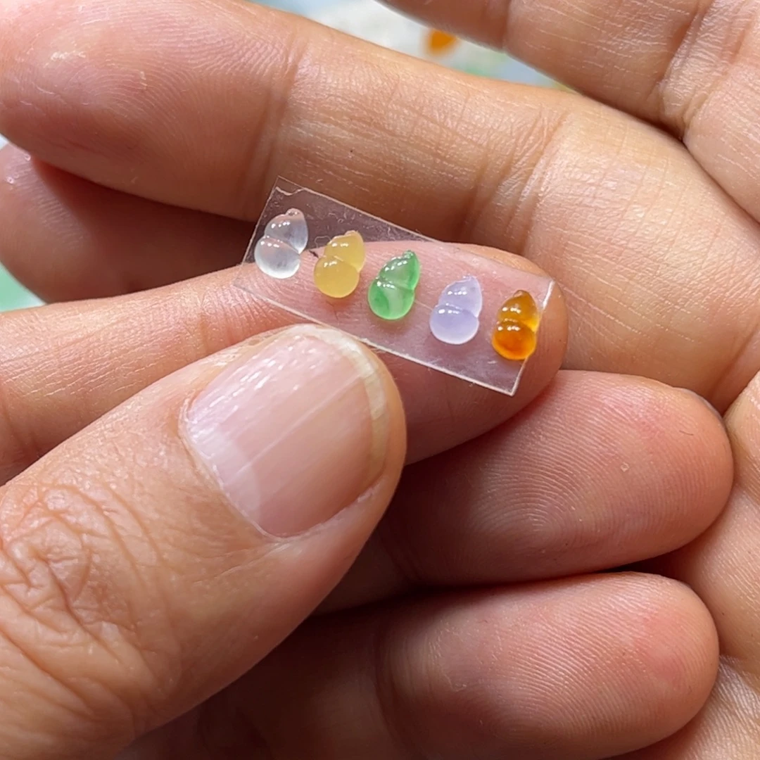 定制翡翠未镶嵌葫芦