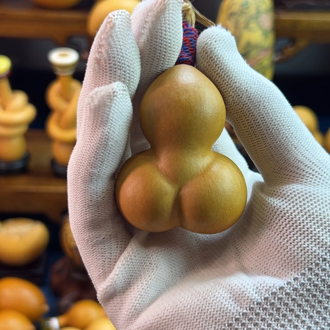 ᥫ****丁金蝉手把件葫芦