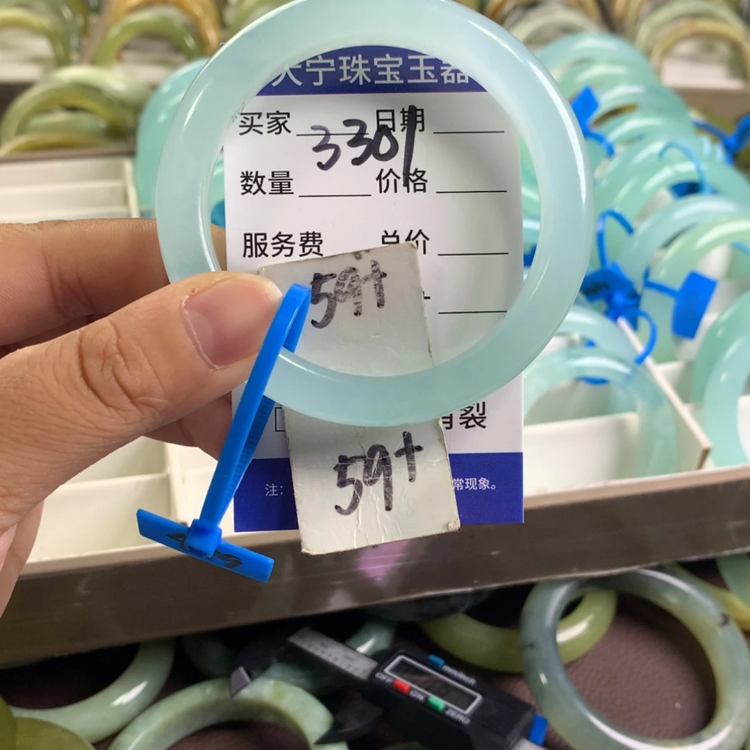未镶嵌蛇纹石玉手镯3301