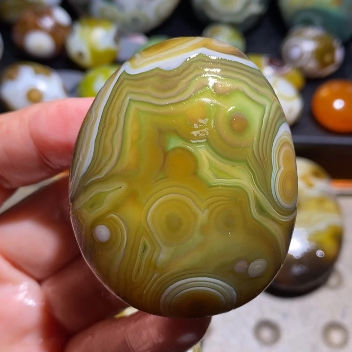 未镶嵌玛瑙/玉髓珠宝半成品33