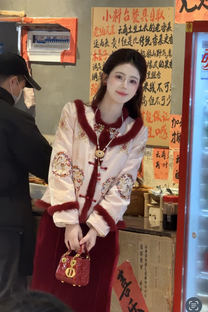 LiLi李李家【马上有钱】新中式马年红色羽绒套装XMZH10740XMZH10823