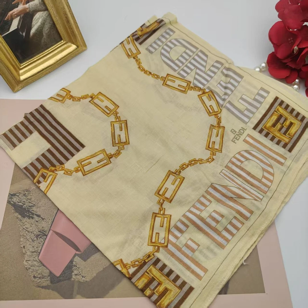 99新 FENDI/芬迪 海囤/芬迪/丝巾/yy07255