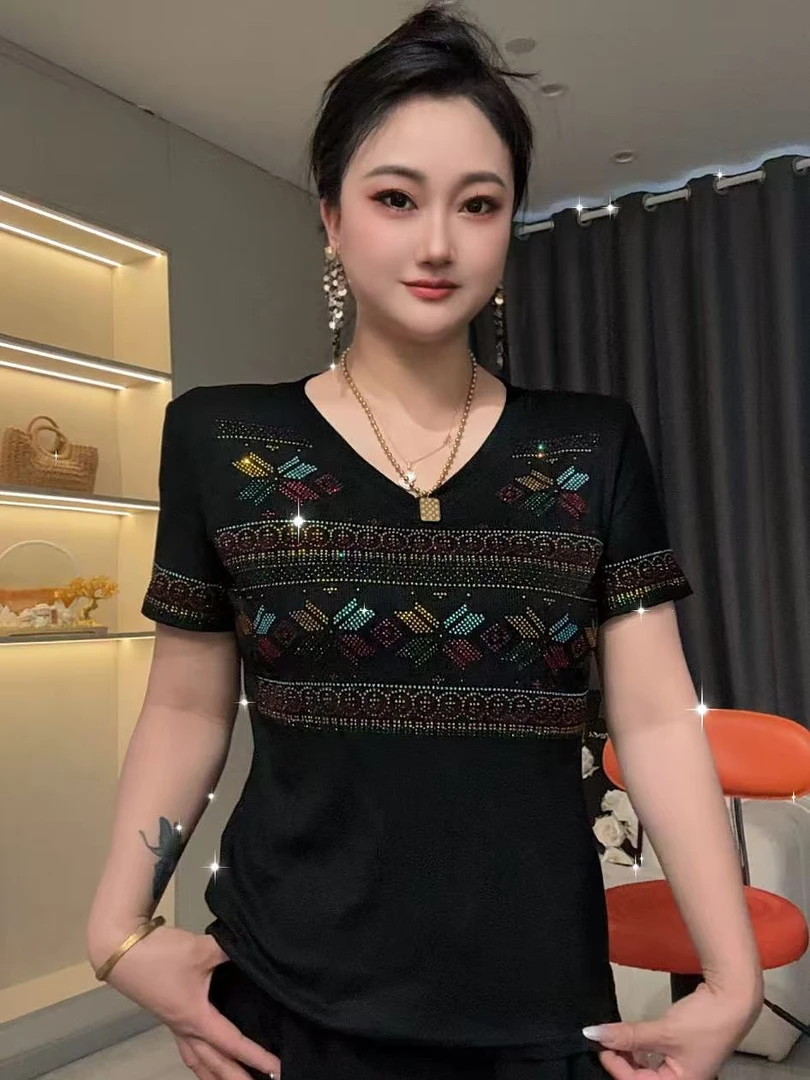 【网红爆款民族风】时尚宽松女装显瘦小众百搭打底衫