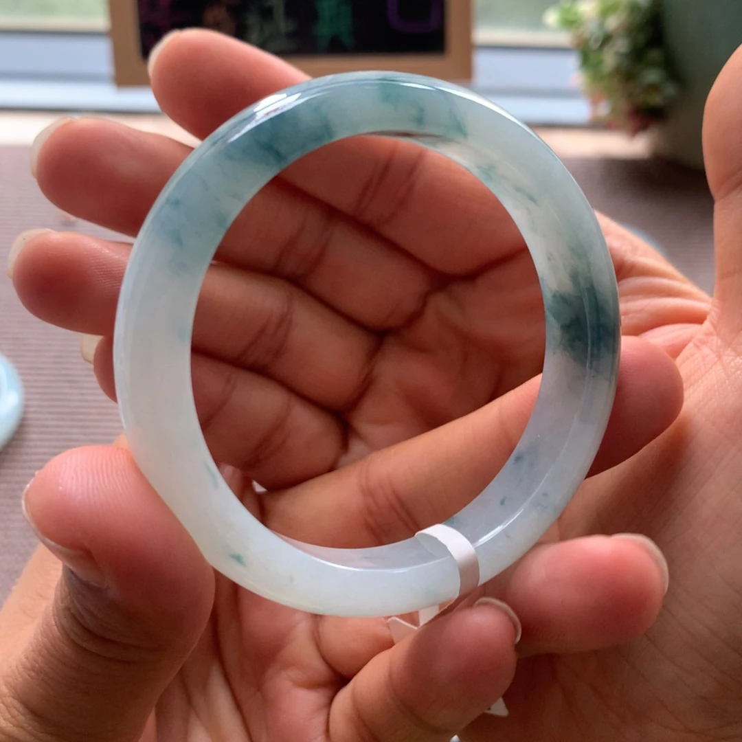 翡翠手镯未镶嵌12号