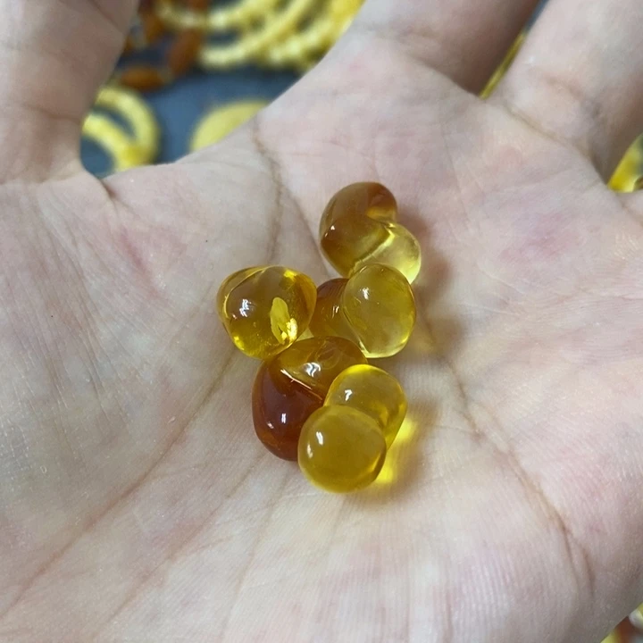 未镶嵌蜜蜡裸石多样性发货其一