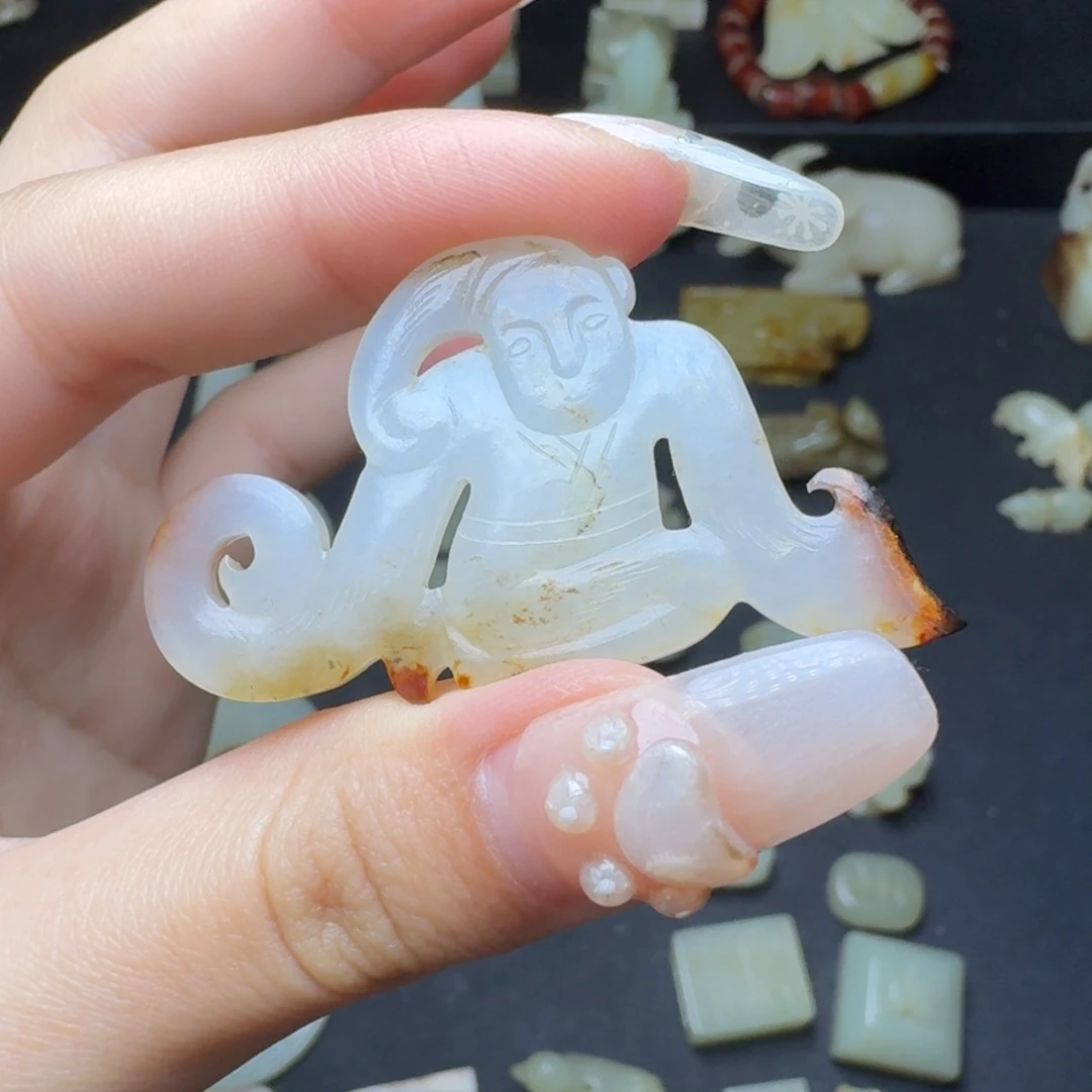 和田玉挂件未镶嵌英****馆