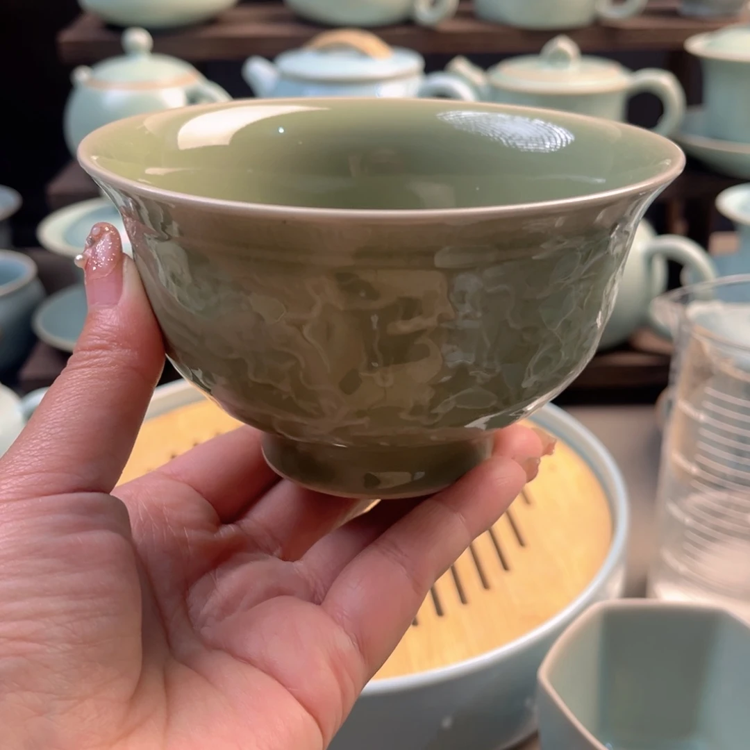 瓷豆绿釉干饭碗微微遐