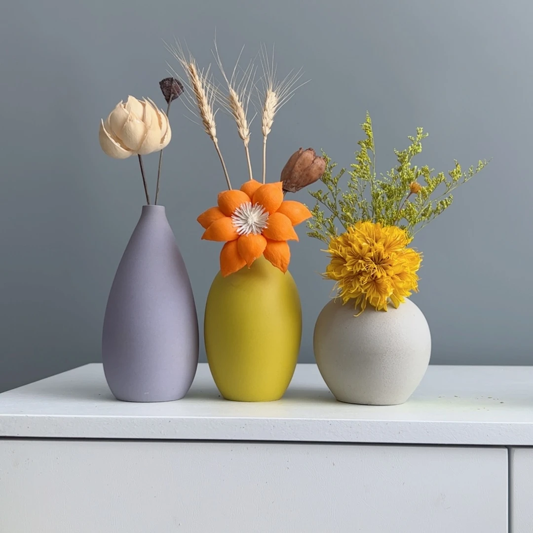 摆件陶瓷小花瓶摆件含花总高约20-30cm