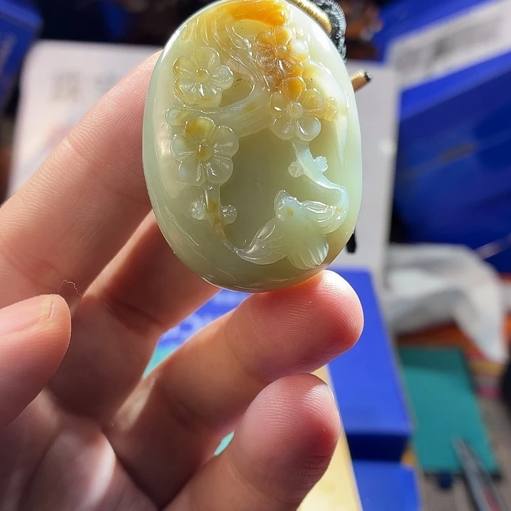 和田玉（糖玉）未镶嵌颈饰