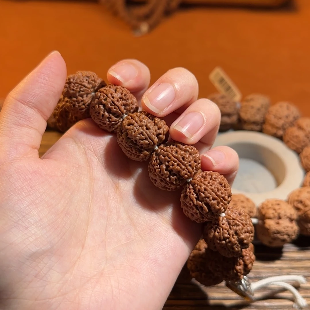 金刚菩提手串六瓣蜂王18m m