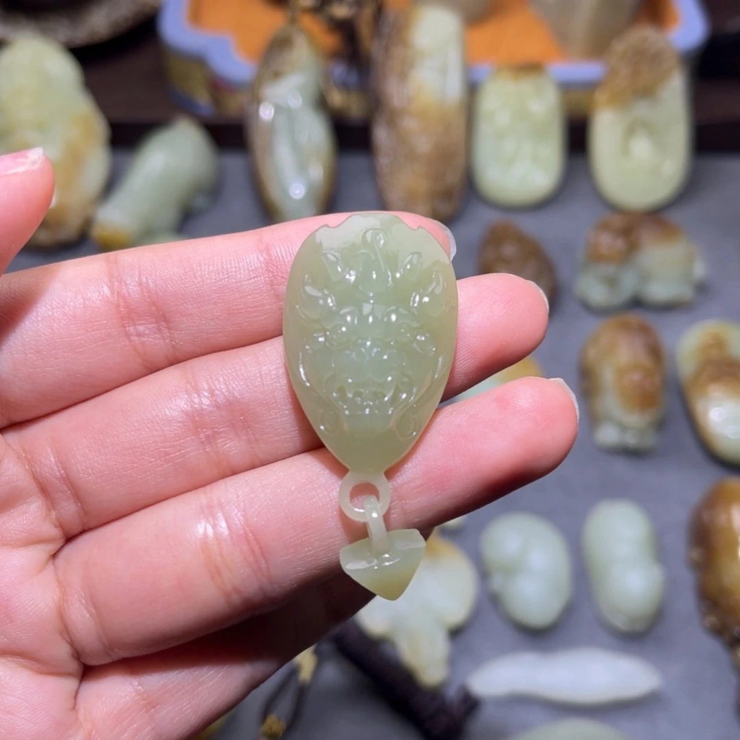 和田玉（黄玉）未镶嵌挂件