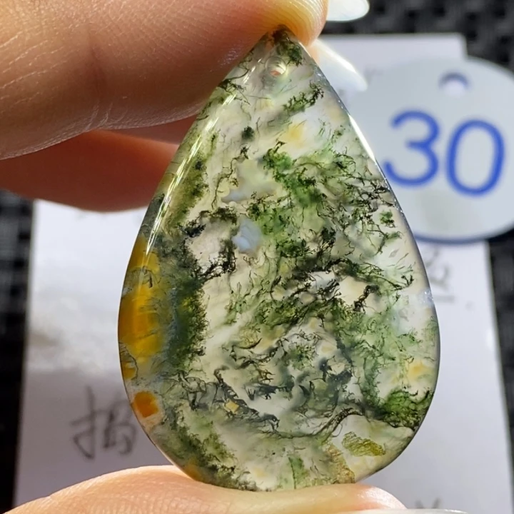 未镶嵌颈饰玛瑙/玉髓辉****安