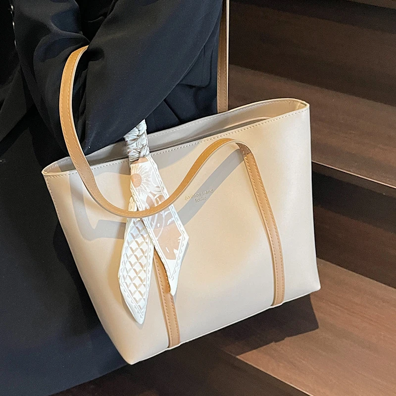 2025新款大容量气质腋下托特包包休闲韩系通勤简约纯色PU单肩包女