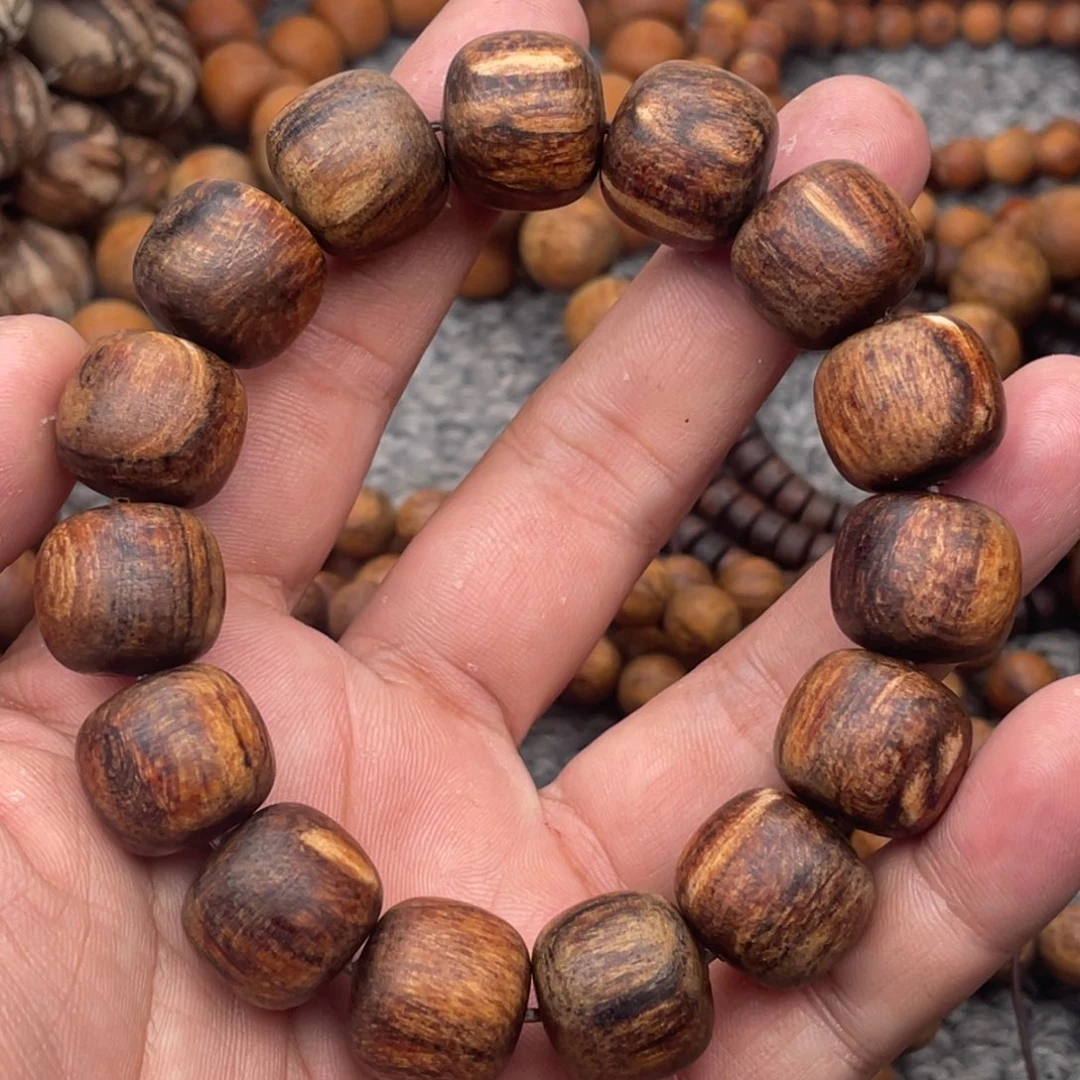 贡木贡木15.16老型夹白