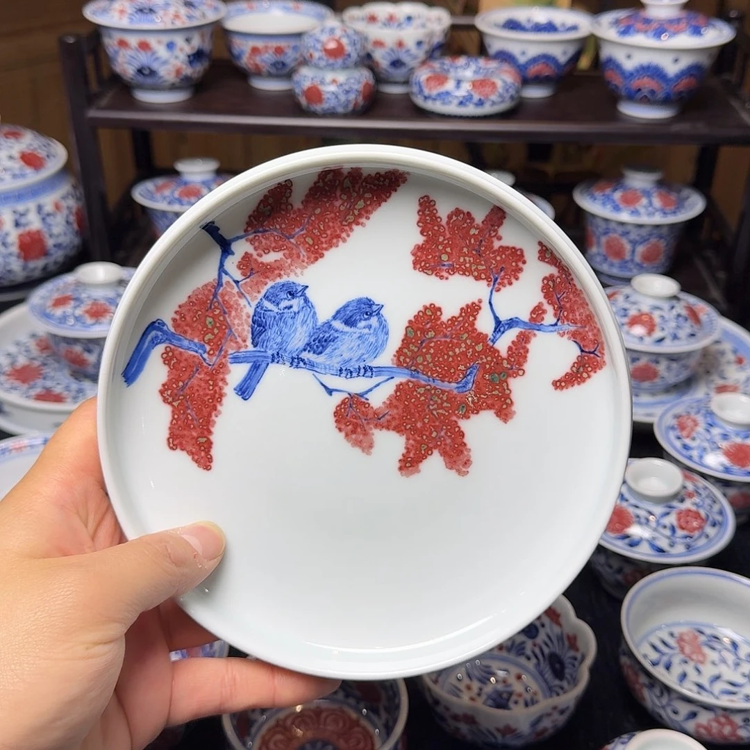 青花釉里红壶承缩釉