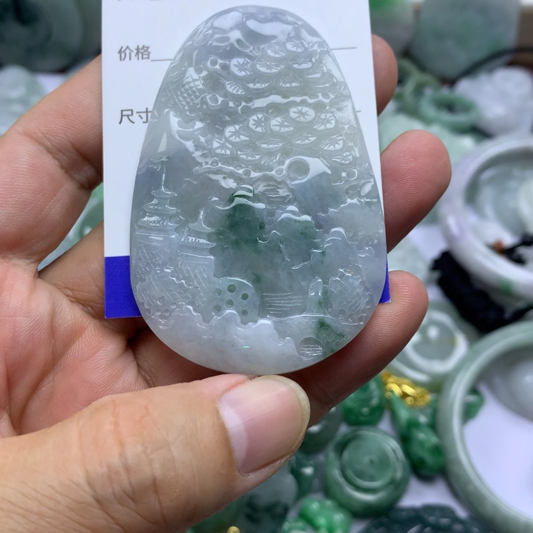 翡翠未镶嵌颈饰缅甸A货翡翠