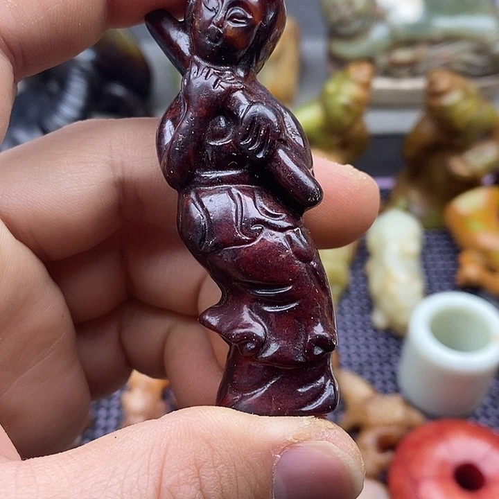 未镶嵌蛇纹石玉颈饰