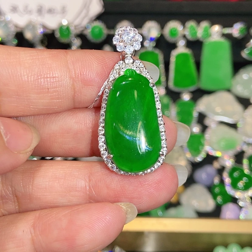 【闪购商品】颈饰未镶嵌翡翠天然翡翠