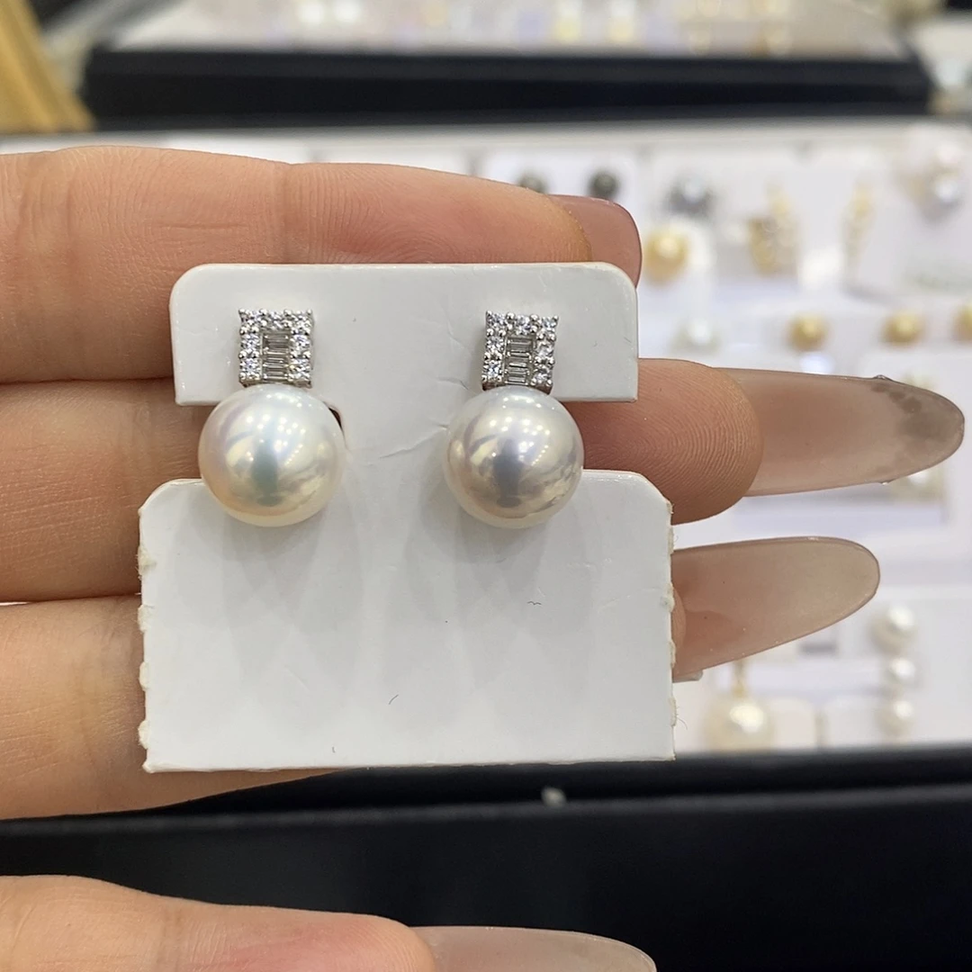 银S925镶嵌耳饰淡水珍珠