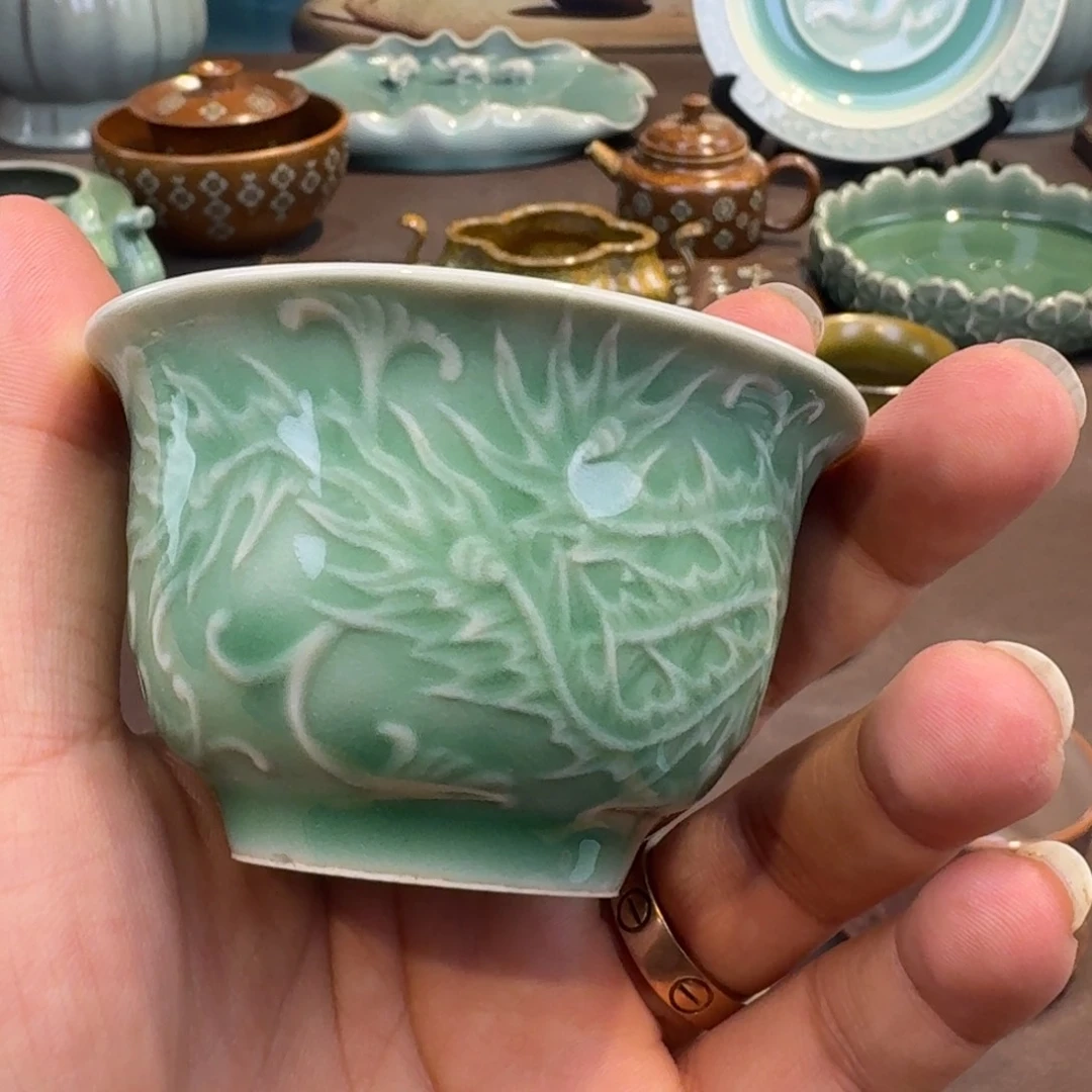 杯龙泉青瓷茶具微瑕