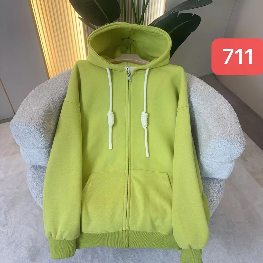 歌如虹品牌  潮流重工刺绣时尚（特定升级面料）开衫外套（711）