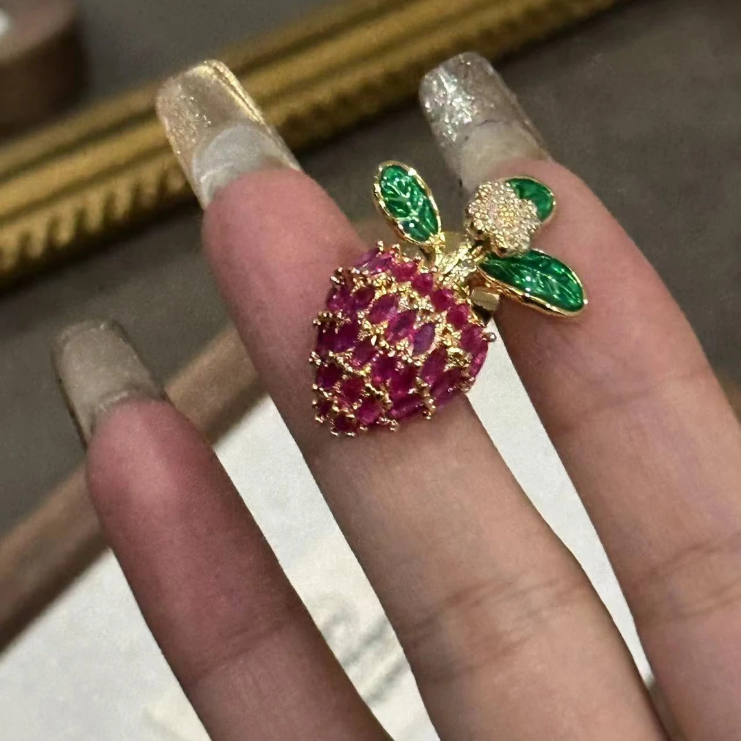 铜合金胸针 粉色胡萝卜胸针-4467