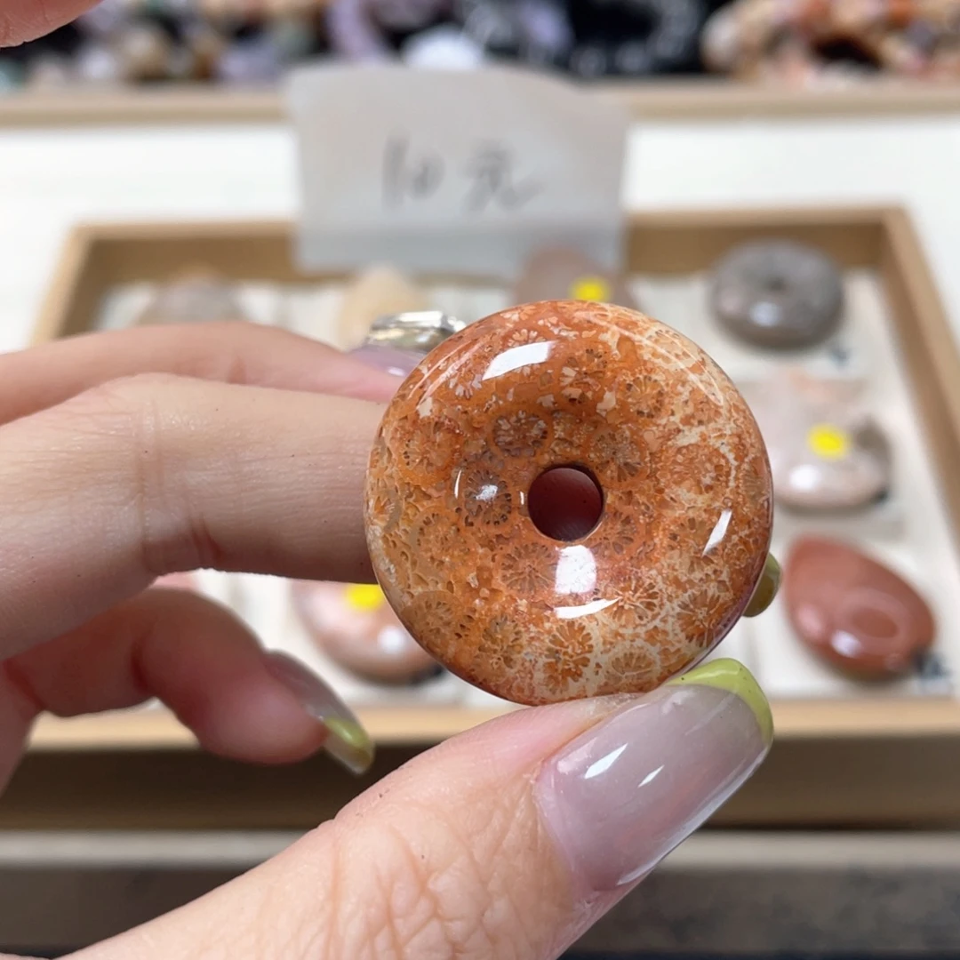 硅化珊瑚（珊瑚玉）手链未镶嵌娟*102