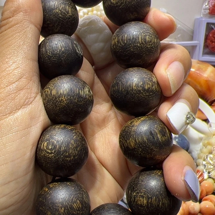 大果紫檀（缅甸花梨）老料黄灯泡