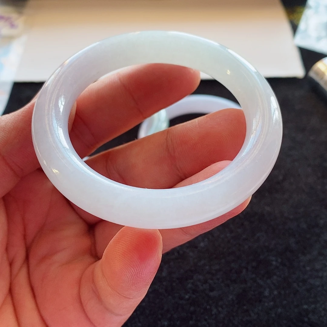 未镶嵌手镯翡翠翡翠手镯