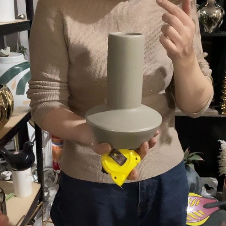 陶瓷花瓶，茶杯茶具。