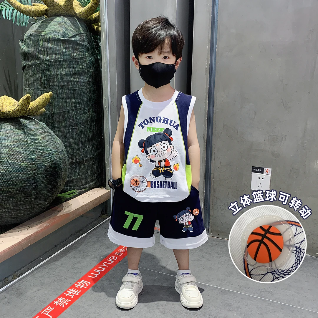 哪吒儿童装2025新款男童夏装套装个性酷帅小男孩无袖宝宝运动衣服