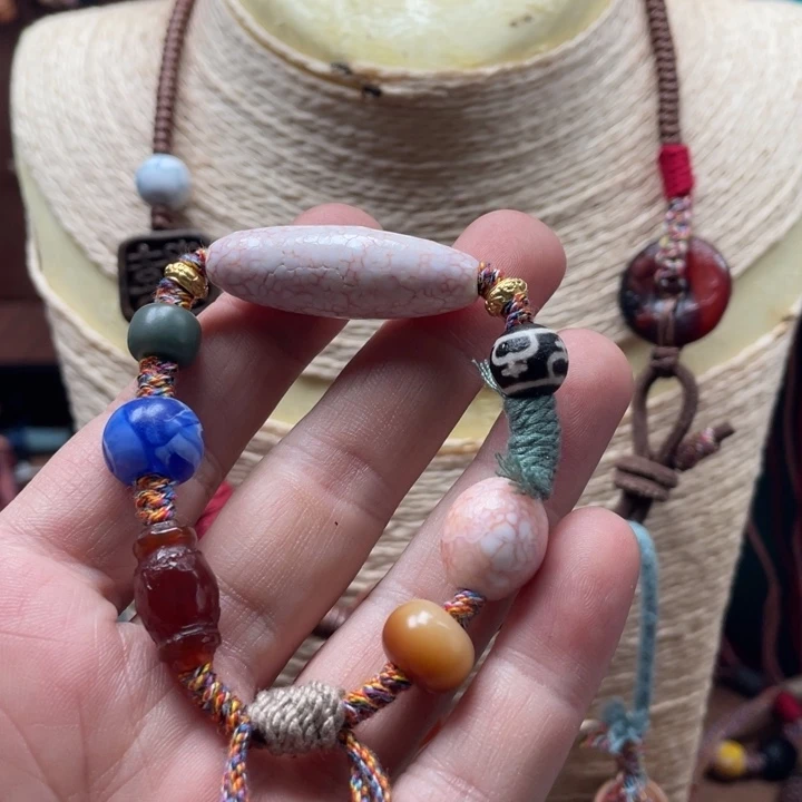 玛瑙/玉髓颈饰未镶嵌