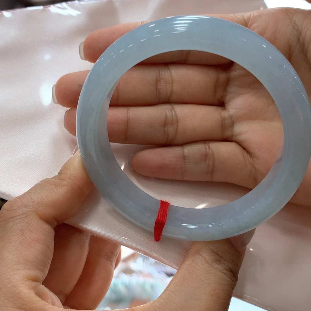 翡翠手镯未镶嵌买断