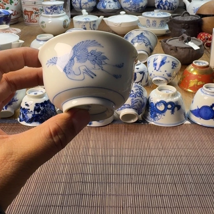 青花瓷器杯子瓷器