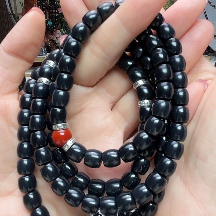 吉****和田玉（墨玉）未镶嵌颈饰卡9直切