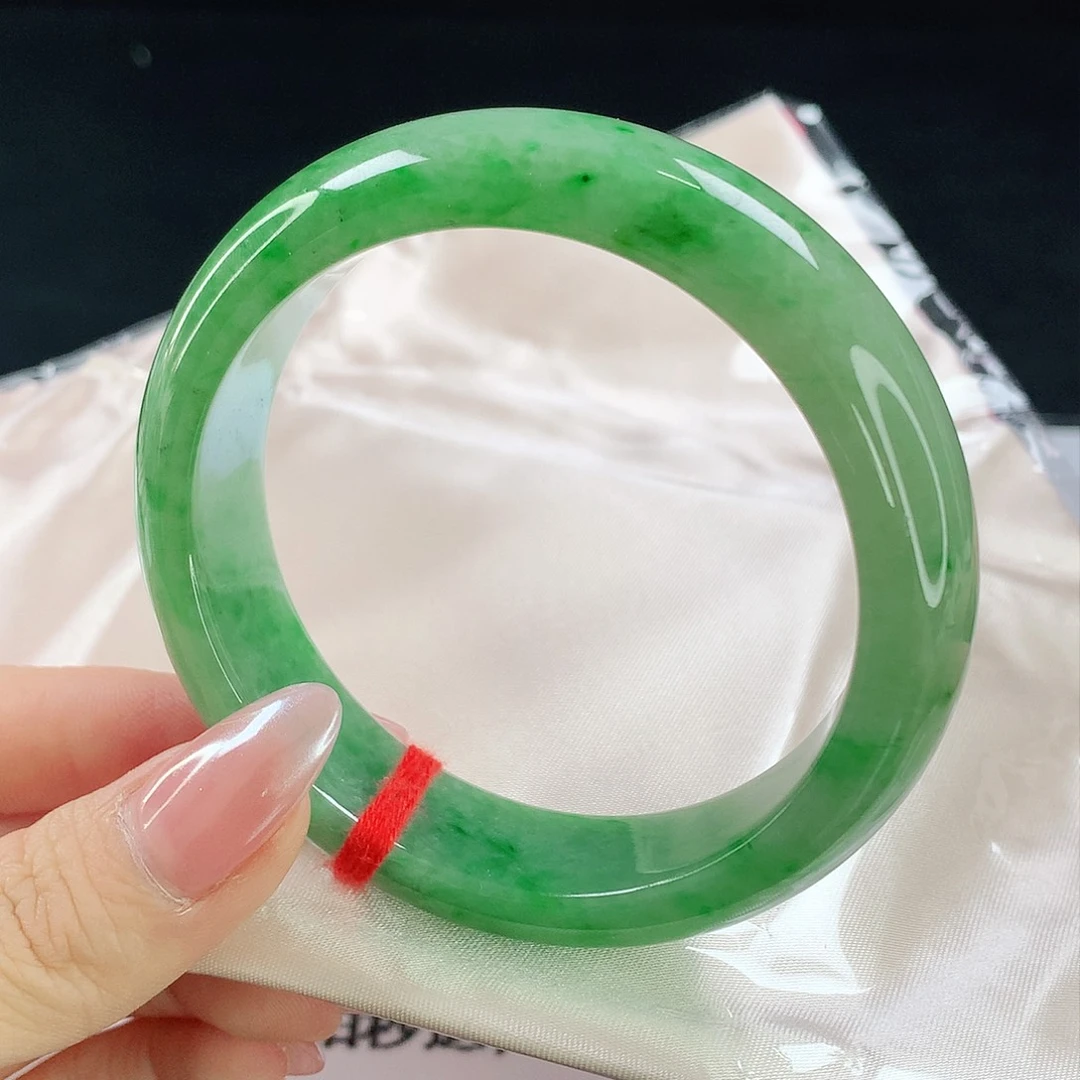 未镶嵌手镯翡翠823