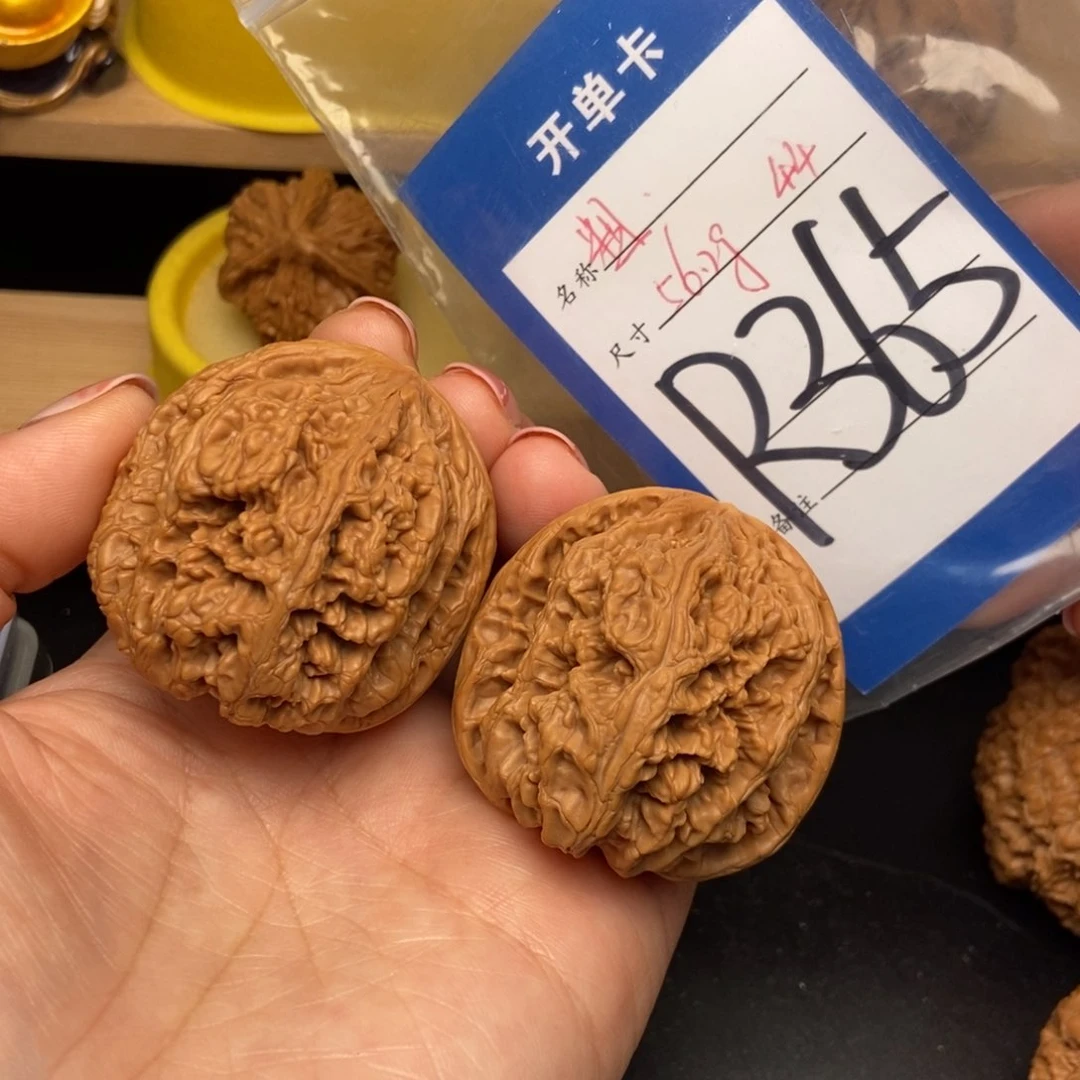 桃核吊坠核桃粗筋