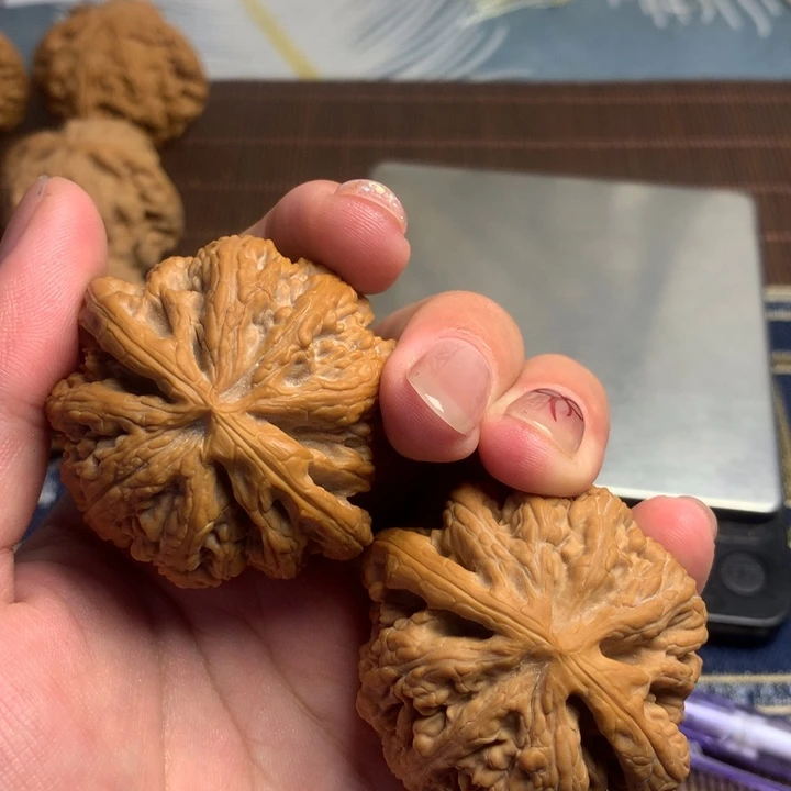 吊坠文玩核桃淡*粗筋