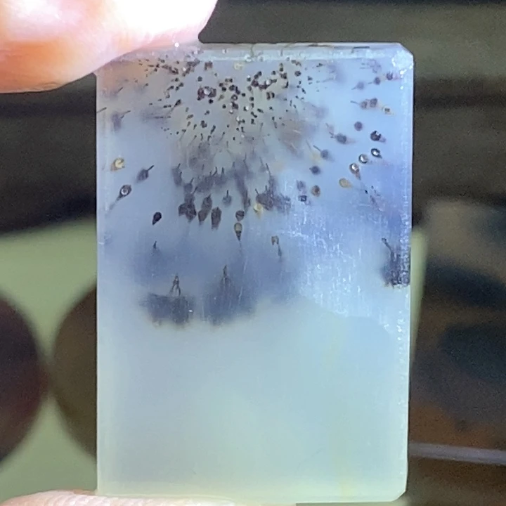 玛瑙/玉髓颈饰未镶嵌轩**康