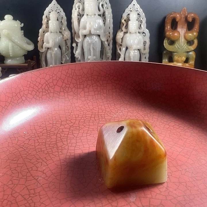 和田玉（糖玉）未镶嵌颈饰