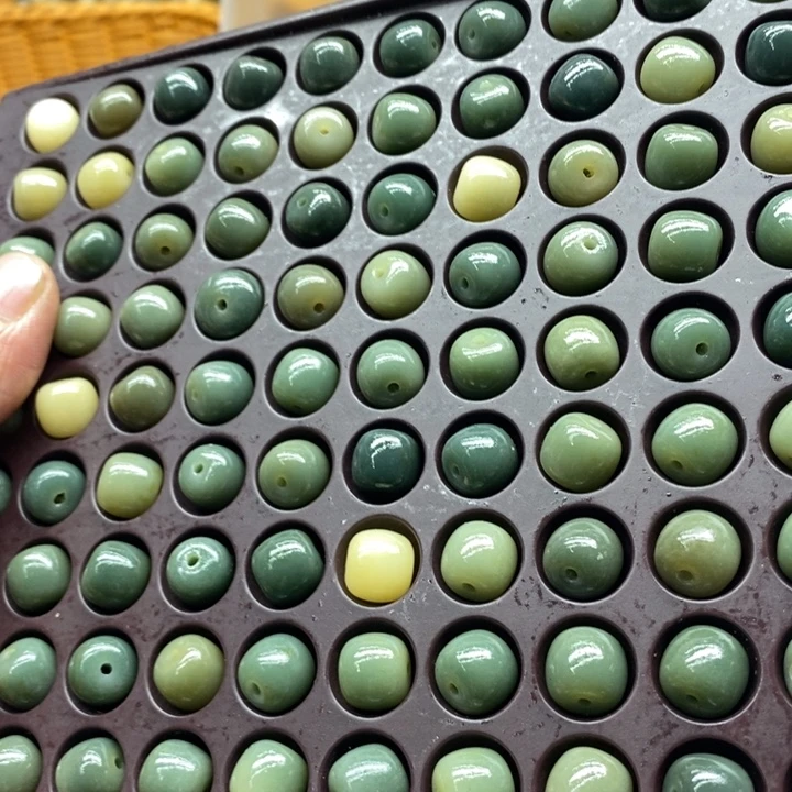 白玉菩提吊坠精品11-10阴皮桶珠200颗