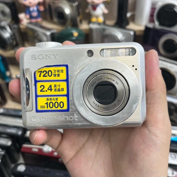 9新 Sony/索尼 索尼s700自备五号电池数码相机氛围感十足