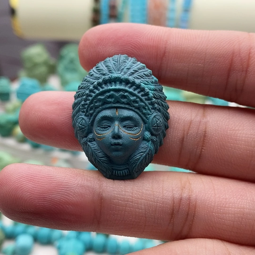 绿松石未镶嵌饰品