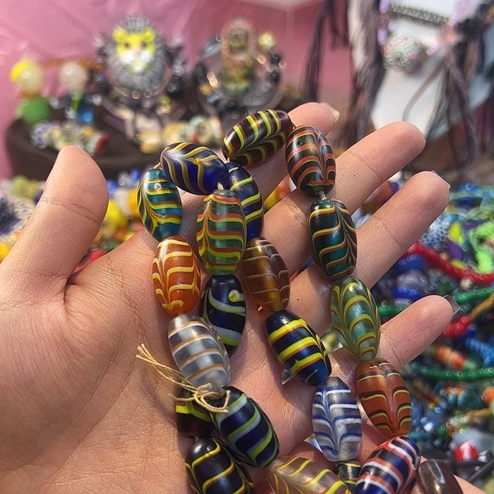 玻璃颈饰尼泊尔琉璃