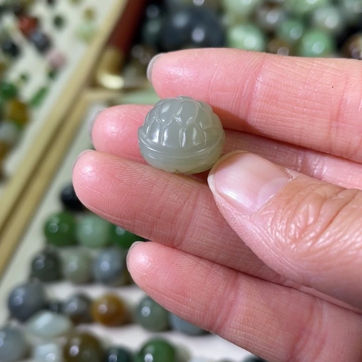 和田玉（糖玉）未镶嵌珠宝半成品