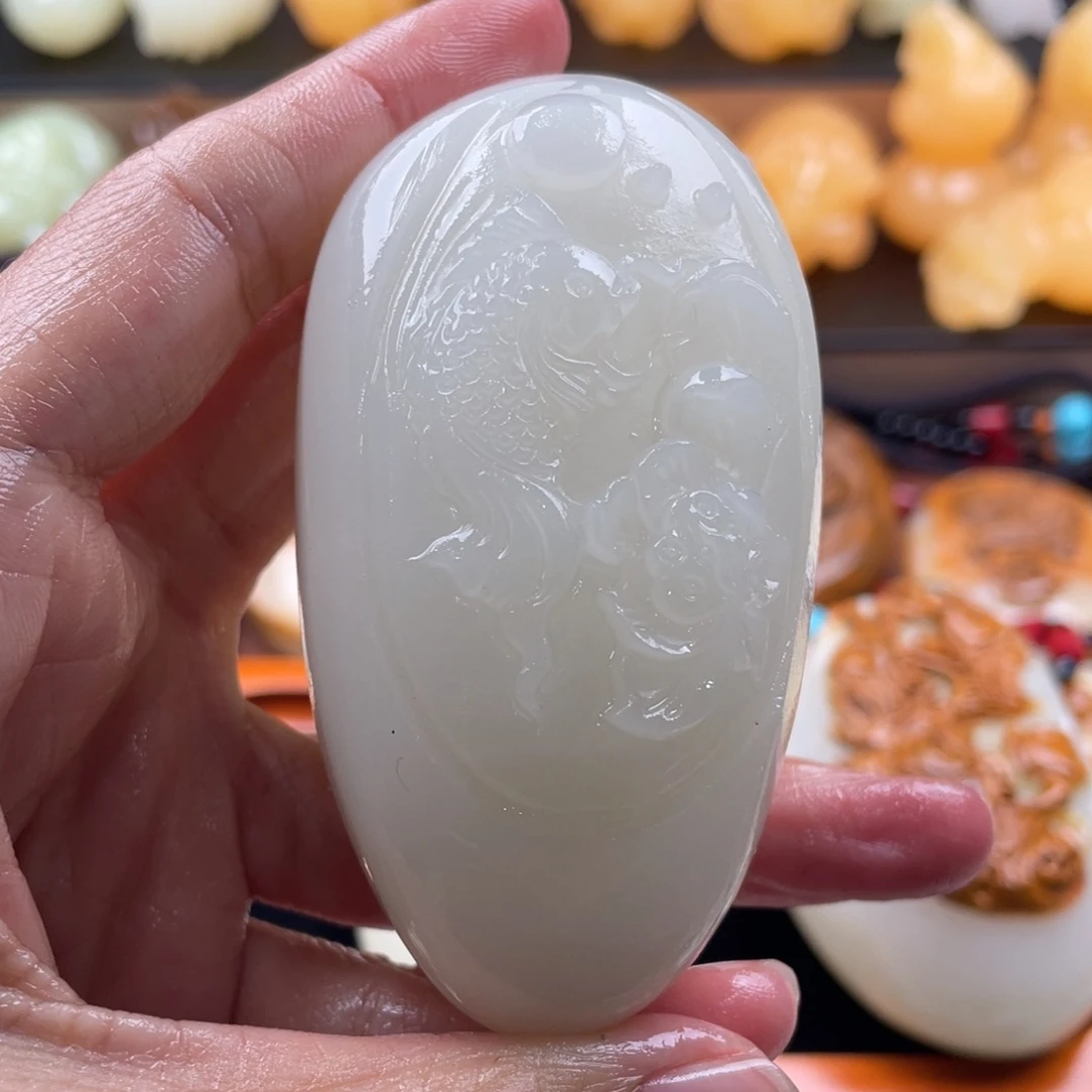金***9石材古青石手把件