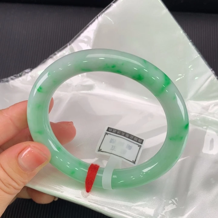 未镶嵌手镯翡翠圆条58