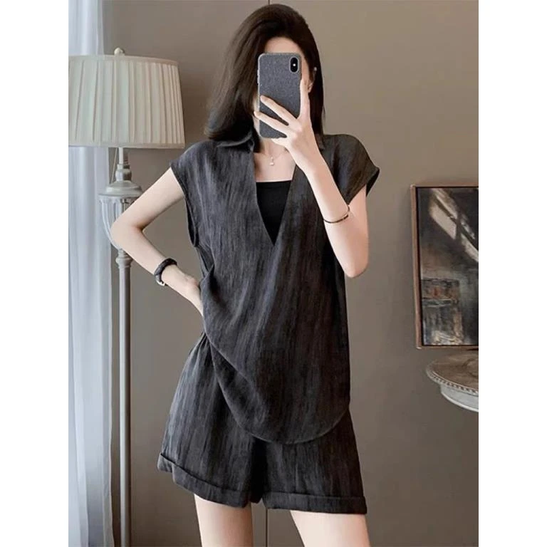 寇蜜女夏时尚2025新款小个子显瘦遮肉上衣高腰短裤两件套813