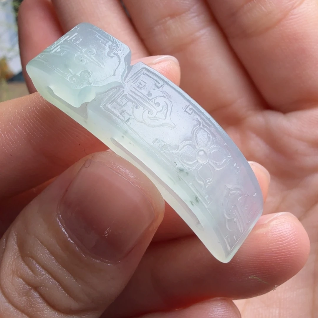 定制翡翠未镶嵌包工