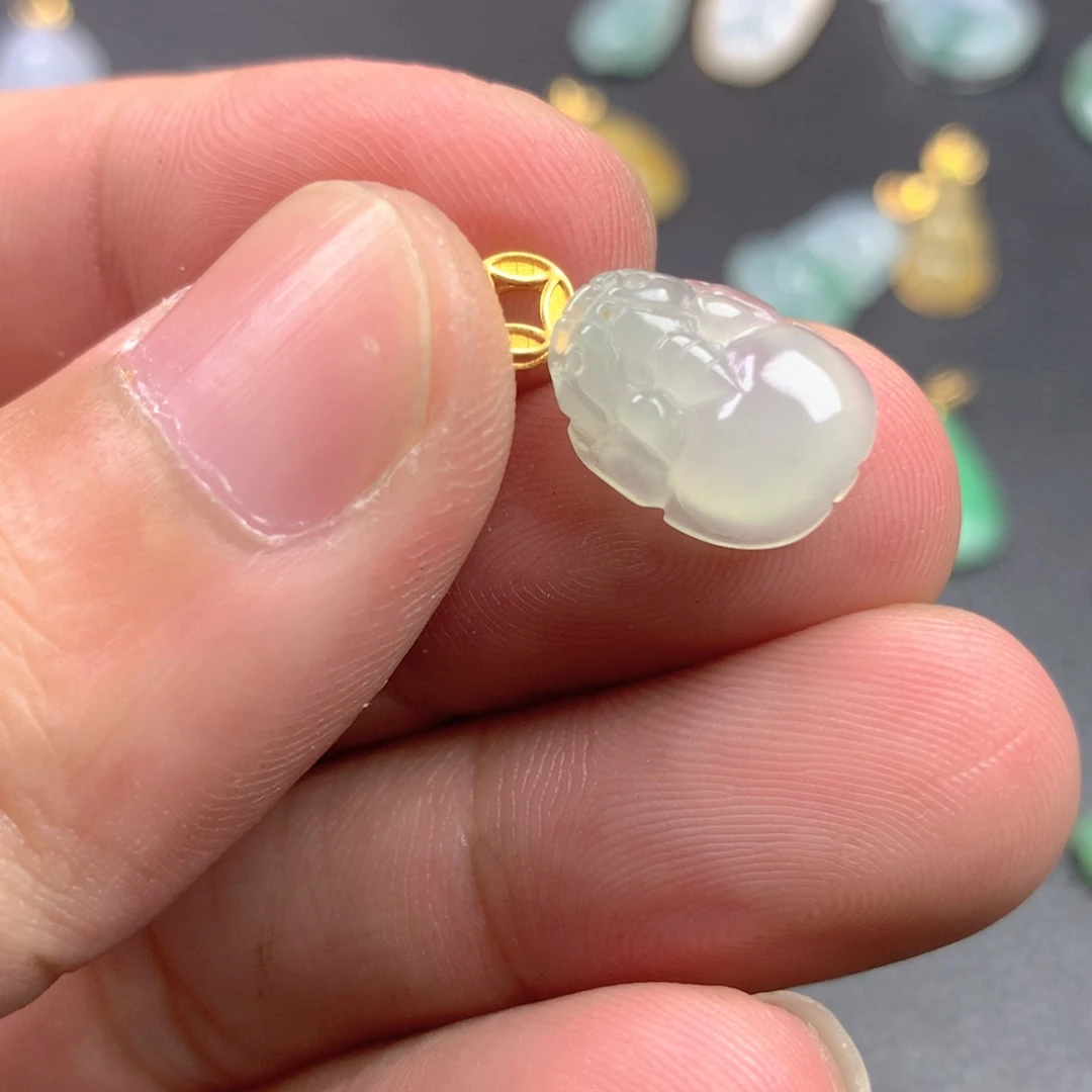 【闪购商品】颈饰18K金镶嵌翡翠翡翠